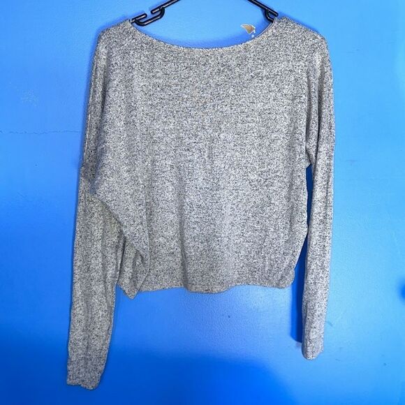 Cropped Sweater Long Sleeve Super Soft Black/White/Gray Size Large Women's Top - Picture 2 of 3